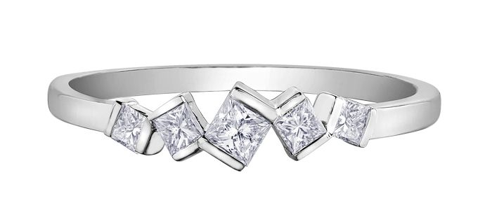 Maple Leaf Diamonds I Am Canadian R52F12WG/25-10 Ladies Fashion Ring