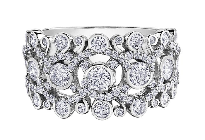 Maple Leaf Diamonds Fashion Ring R52F29WG/175 | La Maison Monaco